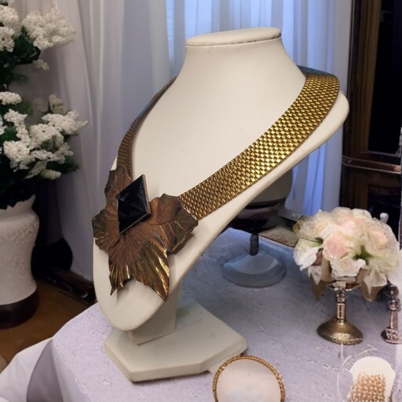 WEST GERMANY Vintage Massive Leaf Onyx Crystal Necklace & Earrings - Picture 6 of 7